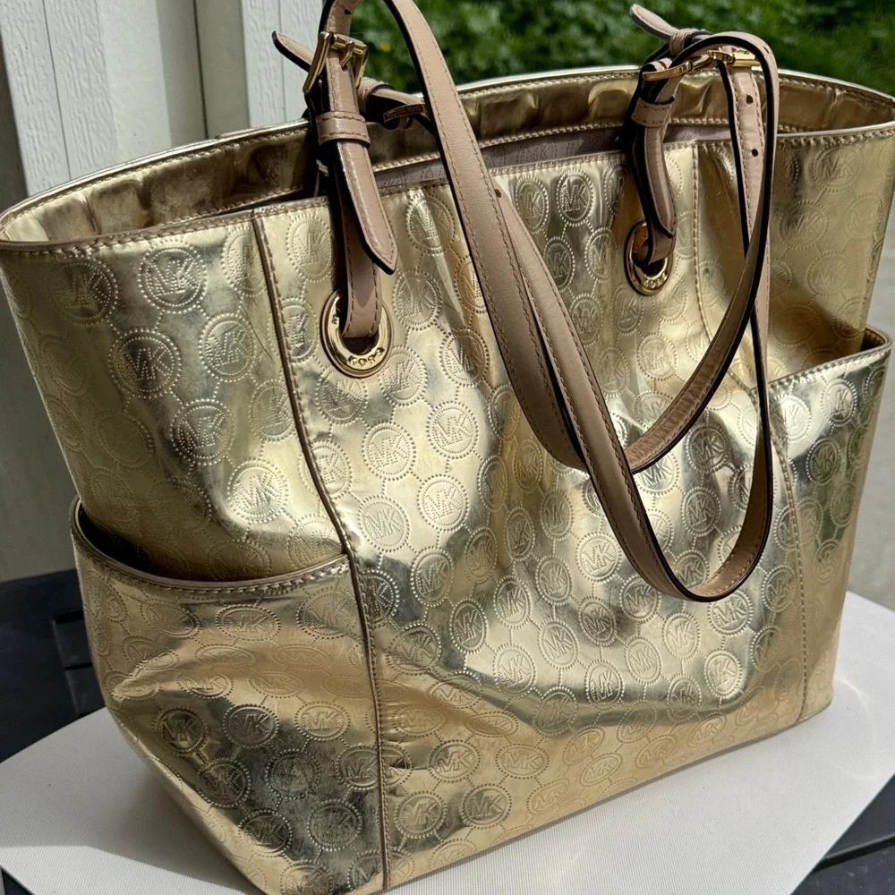 Michael Kors Gold Metallic Embossed MK Tote with Tan Handles - Picture 2 of 13